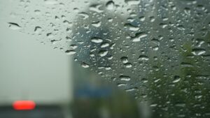 non, car window, trickle